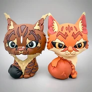 Hawkfrost Mothwing Figure.png (1,67 MB) Sammelfiguren von Habichtfrost (links) und Mottenflügel (rechts)