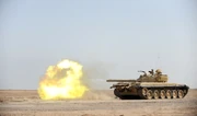 Iraqi T-72 tank fires