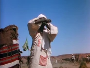 Махдист подает сигнал.