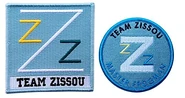 Нашивки с официальной эмблемой команды Зиссу.