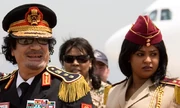 Gaddafi-with-a-female-gua-006