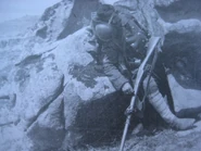 Мертвый солдат Железного полка на высоте 1212.