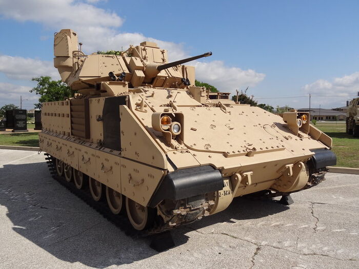 Брэдли танк фото сша M2 Bradley Воины и военная техника вики Fandom