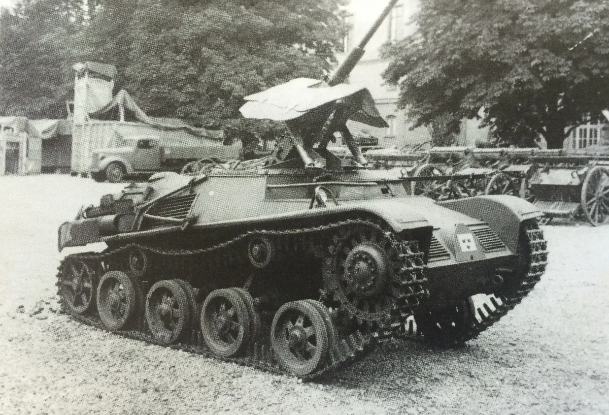 E 25 танк в реальности. Танк фото. Bat chatillon 25t в реальной жизни. Жандарм реальный танк. Жандарм реальный танк.