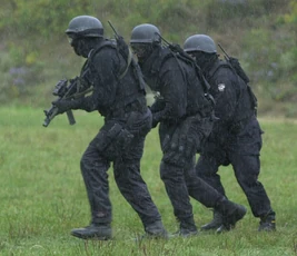 SWAT Officers 1
