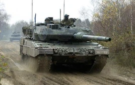 Holland Leopard 2A6
