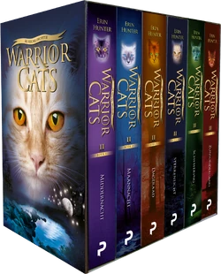 Warriors 洋書 Warriors Box Set: Volumes 1 to 6: The Complete First