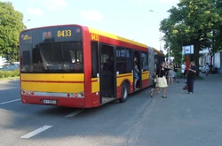 Autobus  na linii 985 na  ()