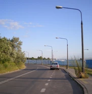 Ulica Wirażowa – stara jezdnia (obecnie ul. Gorzkiewki, widok na dawny przystanek Wirażowa-WPRD)