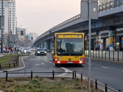 Autobus  na linii 525 na  ()