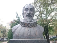 Przybliżenie na popiersie (2015)