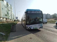 Solaris Urbino 18 Hydrogen na linii 503 stoi na pętli Natolin Płn.(2024).jpg (1,39 MB) Autobus testowy Solaris Urbino 18 Hydrogen na linii 503 na pętli Natolin Północny (2024)