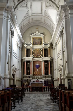 Prezbiterium kościół Wszystkich Świętych