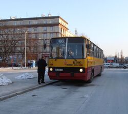 Autobus  na linii 338 na  ()