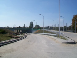 Budowa zjazdów w pobliżu Mostu Północnego ()