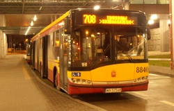 Metro Młociny (708)