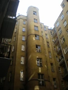 Podwórze kamienicy nr 10