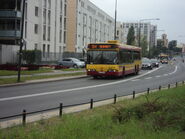 Autobus Neoplan N4020td na linii 504 na ul. Stryjeńskich (2011)