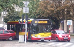 Zdjęcie archiwalne: Autobus  na linii 100 na  ()
