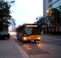 Autobus  na linii N46 na  ()