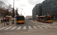 PiłsudskiegoPętla.jpg (1,8 MB) Kraniec autobusowy po przebudowie (2013)