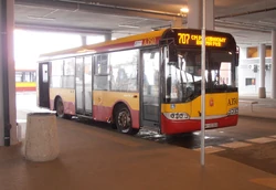 Autobus  na linii 707 na  ()