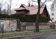 Zabytkowy dom przy Walecznych 37