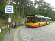 Autobus na pętli Powsin-Park Kultury przy ul. Opieńki