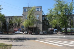 Budynek,  11