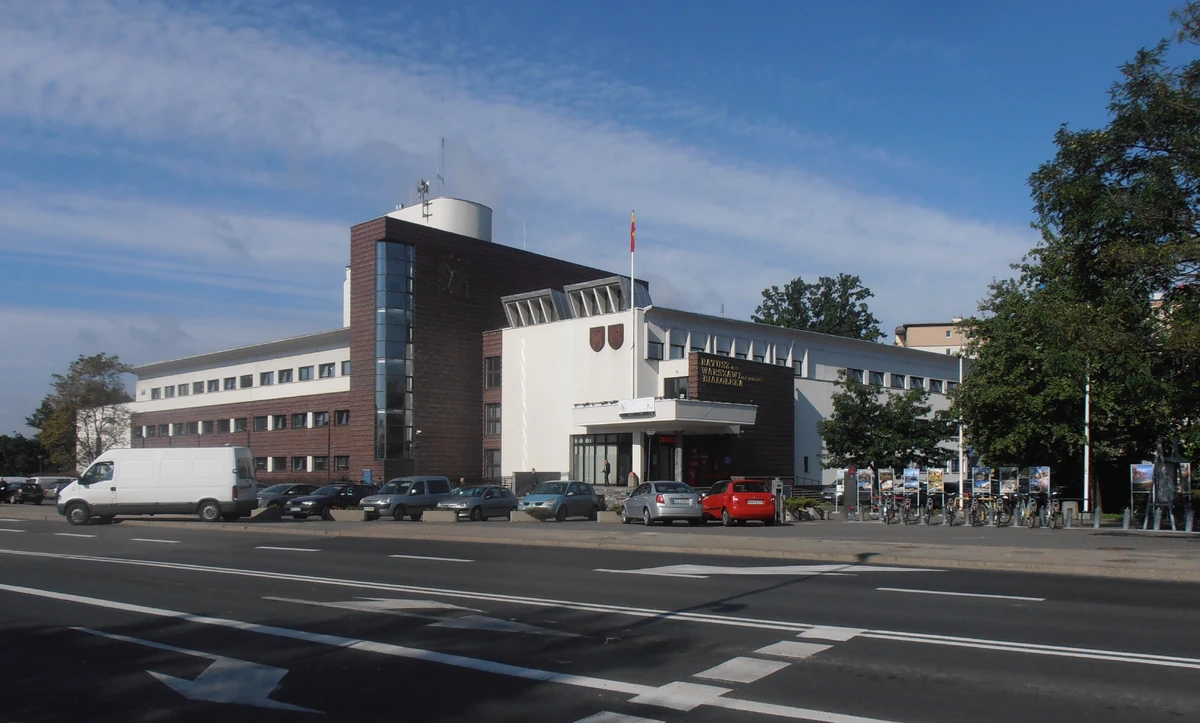 Urząd Dzielnicy Białołęka Warszawikia Fandom