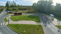 Widok na pętlę z wiaduktu ()