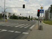 Ul. Stryjeńskich (by BartekBD).jpg (1,48 MB) Ulica Stryjeńskich, w kierunku południowym przed ul. Belgradzką