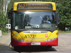Autobus  na linii „147” na pętli 