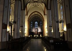 Wnętrze archikatedry św