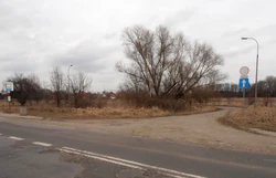 Przystanek nr 02 i dawna pętla ()