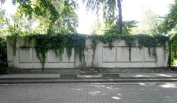 Szpital Ujazdowski (pomnik)