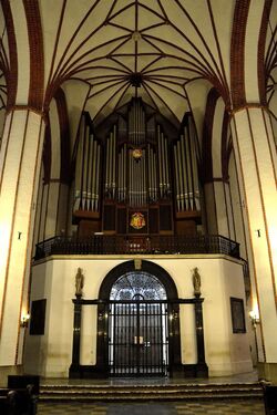 Organy katedra św