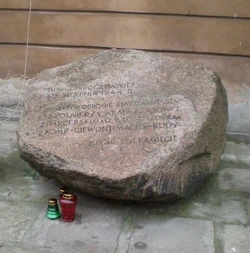 Zakroczymska (kamień pamiątkowy)