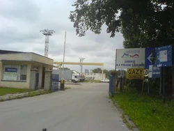 Wjazd na teren hotelu