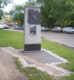 Ogólny widok typowego pomnika (tutaj )