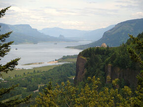 Vista House @ Crown Point, Columbia River Gorge, OR