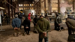 S01 EP03 stills Civilian.jpg (390 KB)