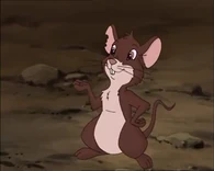 Hannah in seasons 1/2 of the TV series.