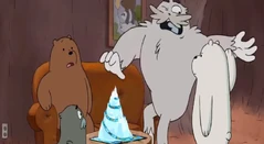 Gấu Trắng áp đảo Ralph.