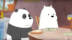 Roti lapis Panda, berisi selai kacang.