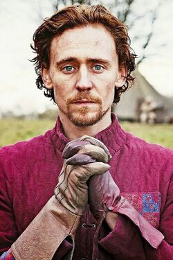 TomHiddleston.jpg