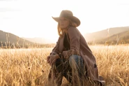 Yellowstone - Stills - Characters - Beth Dutton 4