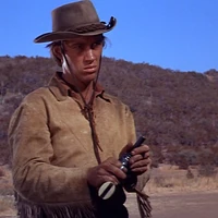 David Carradine Western Series Wiki Fandom Carradine gibi 8 aralık 1936 tarihinde doğdu john arthur carradine içinde, hollywood, california'da , aktör en büyüğü çocuğun john carradine. david carradine western series wiki
