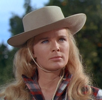 Linda evans of pics ‘Dynasty’ star