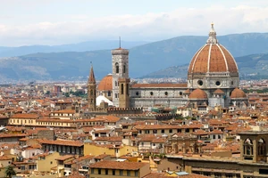 Il Duomo di Firenze, used as inspiration for the Great Sept of Lannisport.